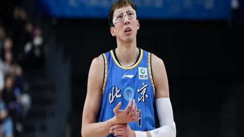 大乐透期号专家推荐：奥瓦主场对抗质合分析胜55